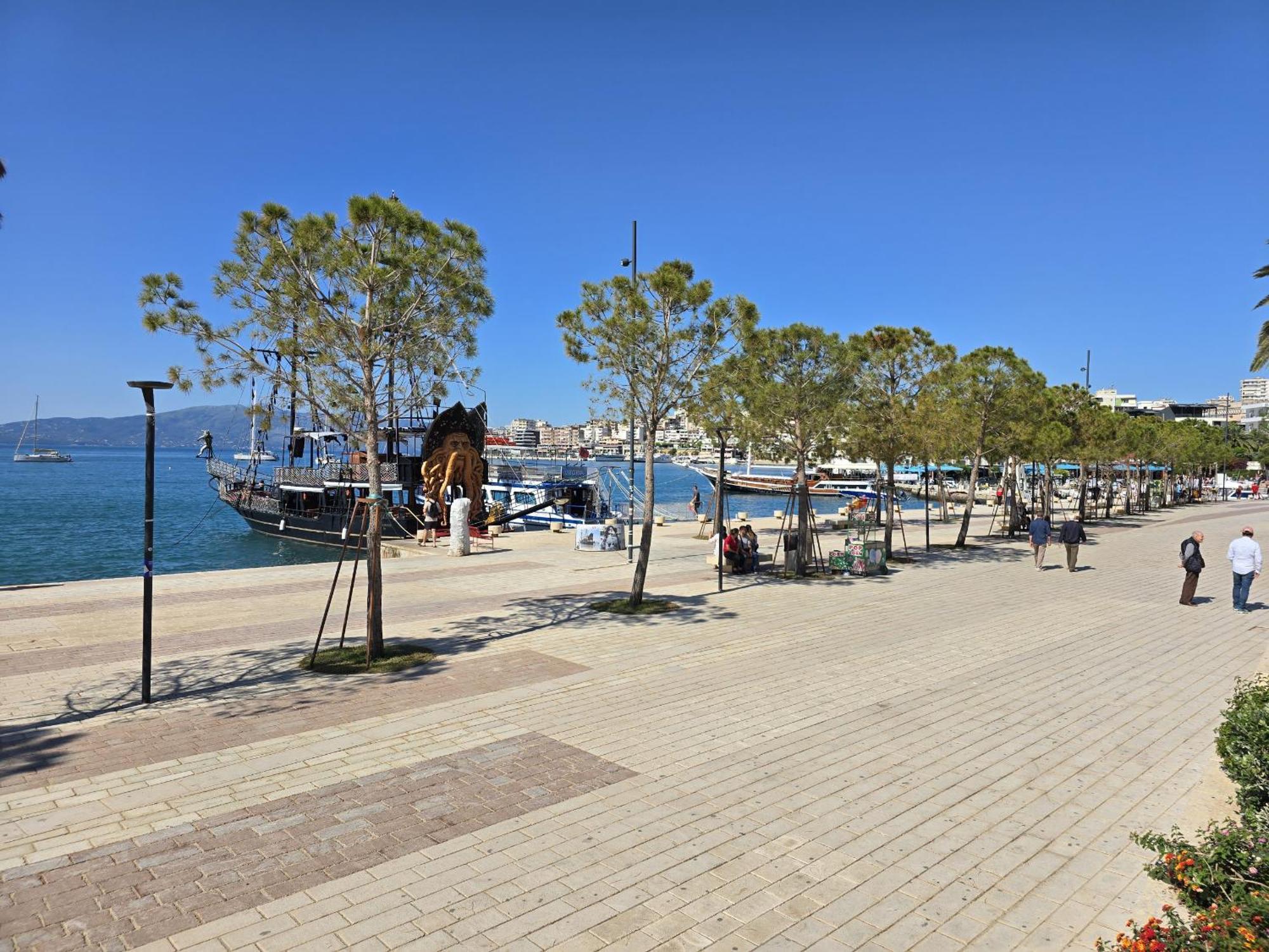 Happy Stay Eri Sarande Exterior photo
