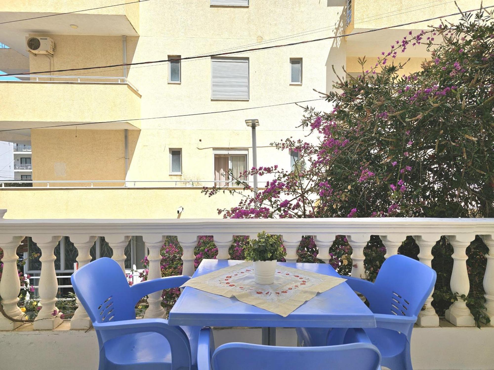 Happy Stay Eri Sarande Exterior photo
