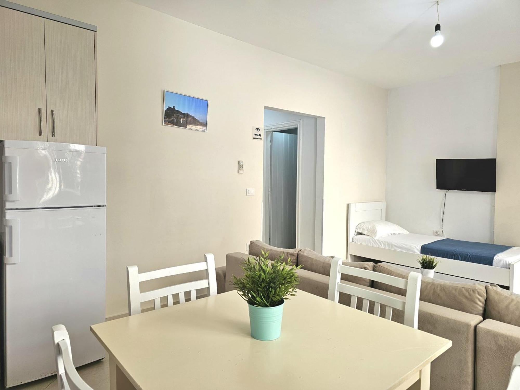 Happy Stay Eri Sarande Exterior photo